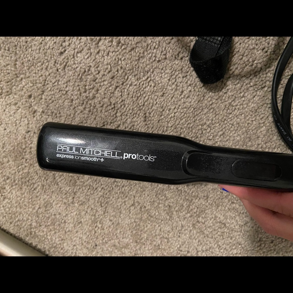 Paul Mitchell flat iron